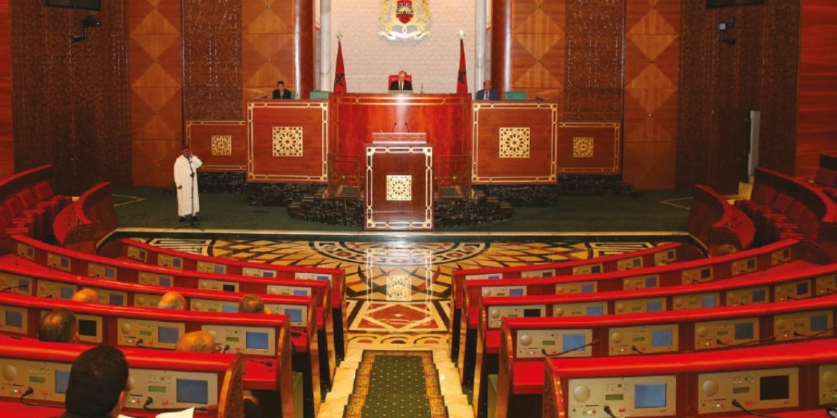 La Chambre des conseillers approuve deux réformes législatives majeures pour les droits d'auteur et la profession journalistique