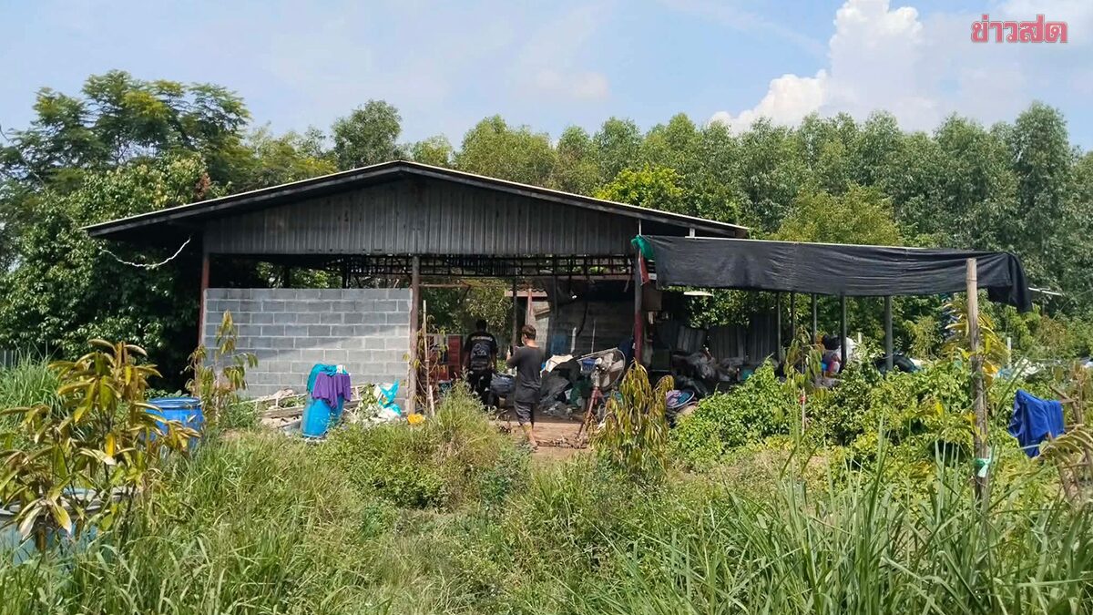 ชายอายุ 54 ปีรับซื้อของเก่าเสียชีวิตในบ้านคนเดียว เพื่อนบ้านค้นพบหลังกลิ่นเหม็น